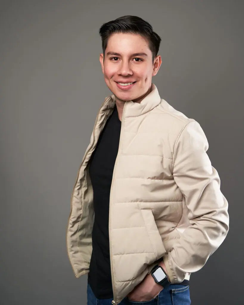 files/Pose-para-hombre-19-819x1024.webp